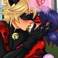 Miraculous Ladybug Kissing